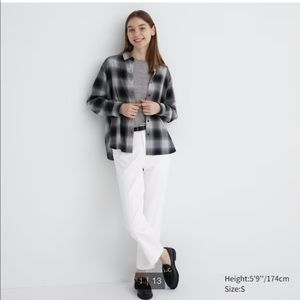 NWT Uniqlo Womens White Ankle Pants SZ S (26-27)